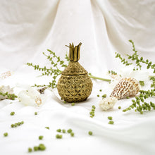 Load image into Gallery viewer, Brass Decor Small Pineapple Box