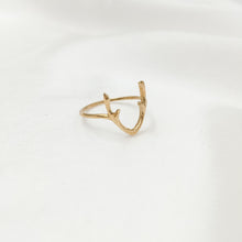 Load image into Gallery viewer, Ring Fairy Deer