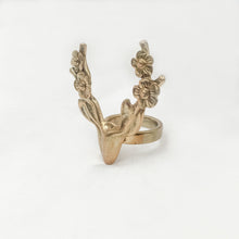 Load image into Gallery viewer, Ring Fairy Deer Flower