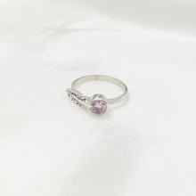 Load image into Gallery viewer, Ring Forest Leaf Zircon