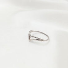 Load image into Gallery viewer, Ring India Plain Tiara