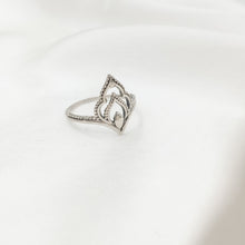 Load image into Gallery viewer, Ring India Princess Crown
