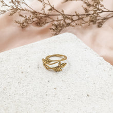 Load image into Gallery viewer, Ring Forest Leafs