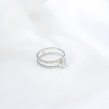 Load image into Gallery viewer, Ring Miss Double Moonstone