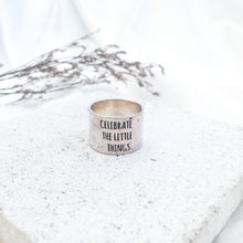 Load image into Gallery viewer, Ring Quote Big Silver M