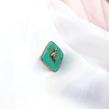 Load image into Gallery viewer, Ring Turquoise Tropical