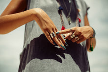 Load image into Gallery viewer, Ring Quote Big Silver M
