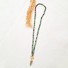 Load image into Gallery viewer, Necklace Knot Big Stone
