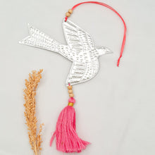 Load image into Gallery viewer, Ornament Aluminium With Tassel
