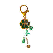 Load image into Gallery viewer, Keychain Tassel Dog Paws
