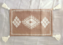 Load image into Gallery viewer, Cushion Cover Single Tribal
