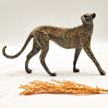 Load image into Gallery viewer, Figurine Brass Cheetah
