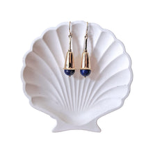 Load image into Gallery viewer, Earring Trumpet Gemstone
