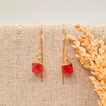 Load image into Gallery viewer, Earring Chain with Stone
