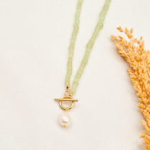 Load image into Gallery viewer, Choker Bead and Pearl
