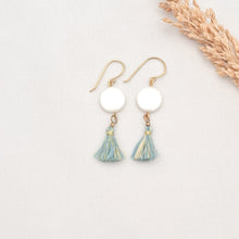 Load image into Gallery viewer, Earring Full Moon Tassel
