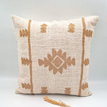 Load image into Gallery viewer, Cushion Cover Tribal Triangle
