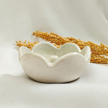 Load image into Gallery viewer, Incense Holder Ceramic Flower
