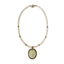 Load image into Gallery viewer, Necklace Pendant Bone

