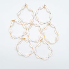 Load image into Gallery viewer, Bracelet Cowrie Magic Mermaid
