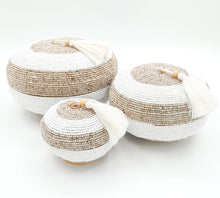 Load image into Gallery viewer, Balinese Beads Box Set of 3 Round

