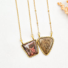 Load image into Gallery viewer, Necklace Pendant Stone
