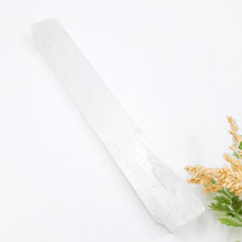 Load image into Gallery viewer, Crystal Healing Selenite

