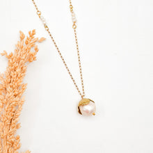 Load image into Gallery viewer, Necklace Kenzas Flower
