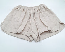 Load image into Gallery viewer, Cotton Crepe Gauze Short Pants
