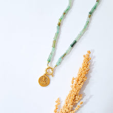 Load image into Gallery viewer, Necklace Knot Big Stone
