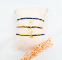 Load image into Gallery viewer, Bracelet Simple Macrame Golden Charm
