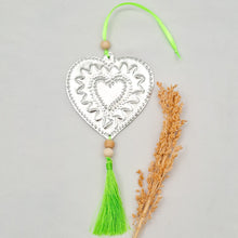 Load image into Gallery viewer, Ornament Aluminium With Tassel
