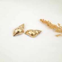 Load image into Gallery viewer, Brass Incense Holder Snail
