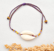 Load image into Gallery viewer, Bracelet Cowrie Kepang
