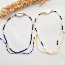 Load image into Gallery viewer, Anklet Miyuki Cowrie Horizontal
