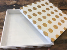 Load image into Gallery viewer, Wooden gift box White
