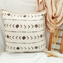 Load image into Gallery viewer, Blanket/Cushion Arrow New
