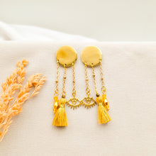 Load image into Gallery viewer, Earring Stud Circle and Charm
