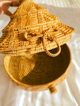 Load image into Gallery viewer, Box Rattan
