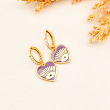Load image into Gallery viewer, Earring love eye
