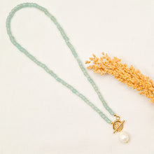 Load image into Gallery viewer, Choker Bead and Pearl
