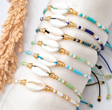 Load image into Gallery viewer, Bracelet Miyuki Cowrie Horizontal
