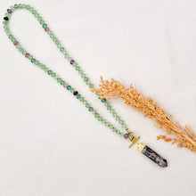 Load image into Gallery viewer, Necklace Knot Big Stone
