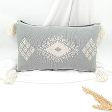 Load image into Gallery viewer, Cushion Cover Single Tribal

