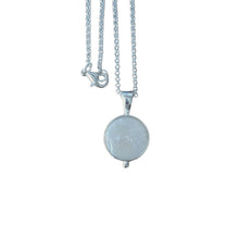 Load image into Gallery viewer, Necklace Freyja Pearl Full Moon
