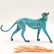 Load image into Gallery viewer, Figurine Brass Cheetah
