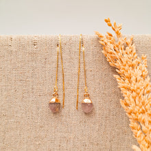 Load image into Gallery viewer, Earring Chain with Stone

