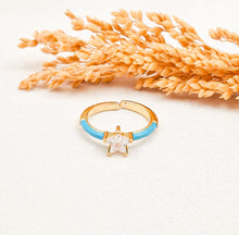 Load image into Gallery viewer, Ring Enamel Crystal Star
