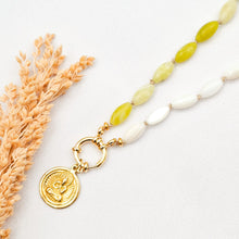 Load image into Gallery viewer, Necklace Knot Big Stone
