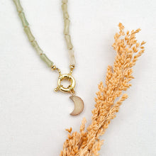 Load image into Gallery viewer, Necklace Knot Big Stone
